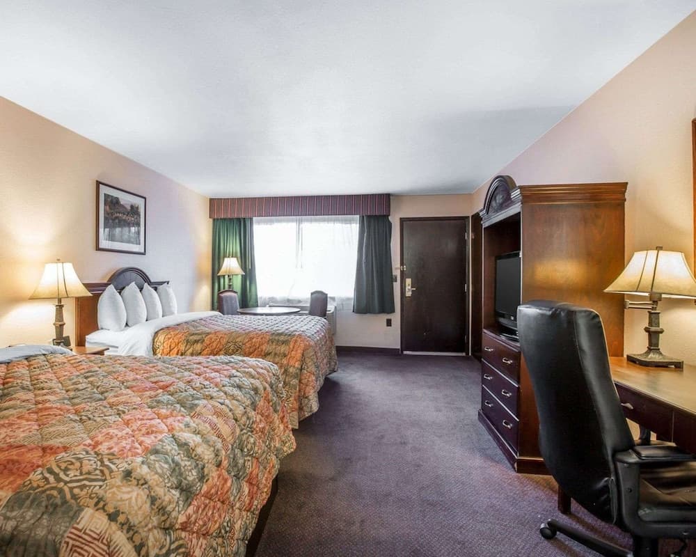 Quality Inn & Suites Cameron Park Shingle Springs gallery photo in Shingle Springs, CA — image 17