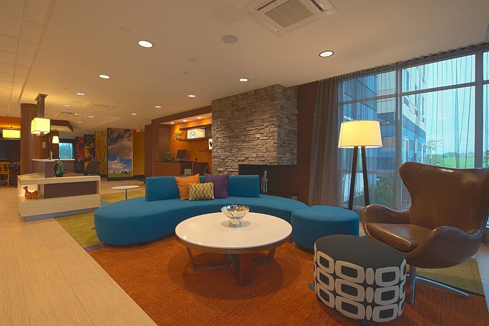 Fairfield Inn & Suites Atmore interior in Atmore, AL — gallery photo 2