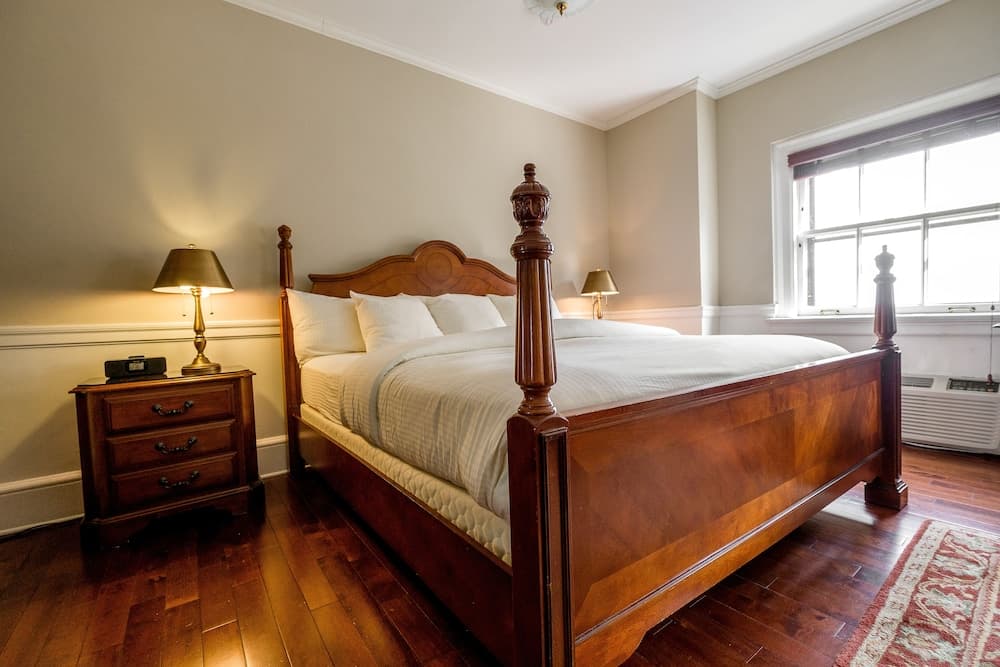 Hotel 340 gallery photo in St. Paul, MN — image 17