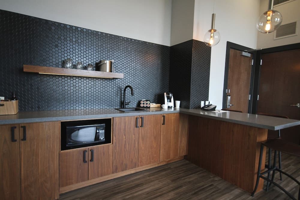 Hotel Vandivort gallery photo in Springfield, MO — image 43