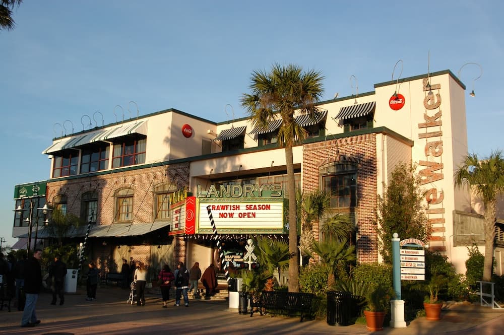 Kemah Boardwalk Inn interior in Kemah, TX — gallery photo 2