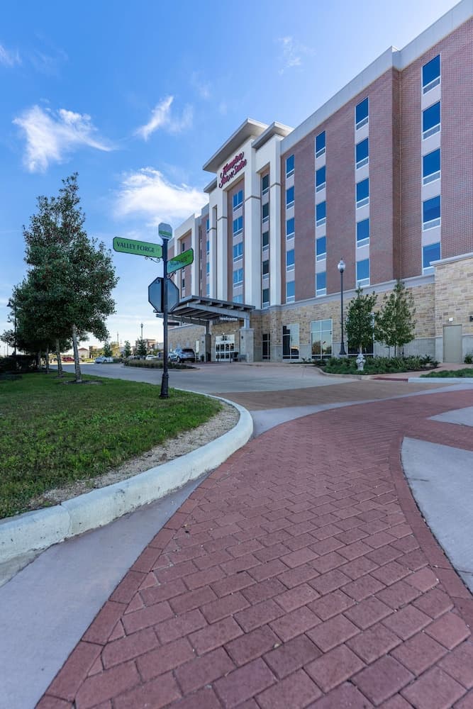 Hampton Inn & Suites Houston Sugar Land gallery photo in Sugar Land, TX — image 13
