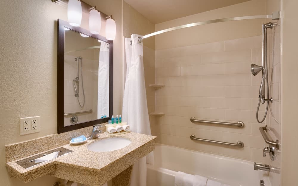 Holiday Inn Express & Suites Orem-North Provo by IHG gallery photo in Orem, UT — image 8