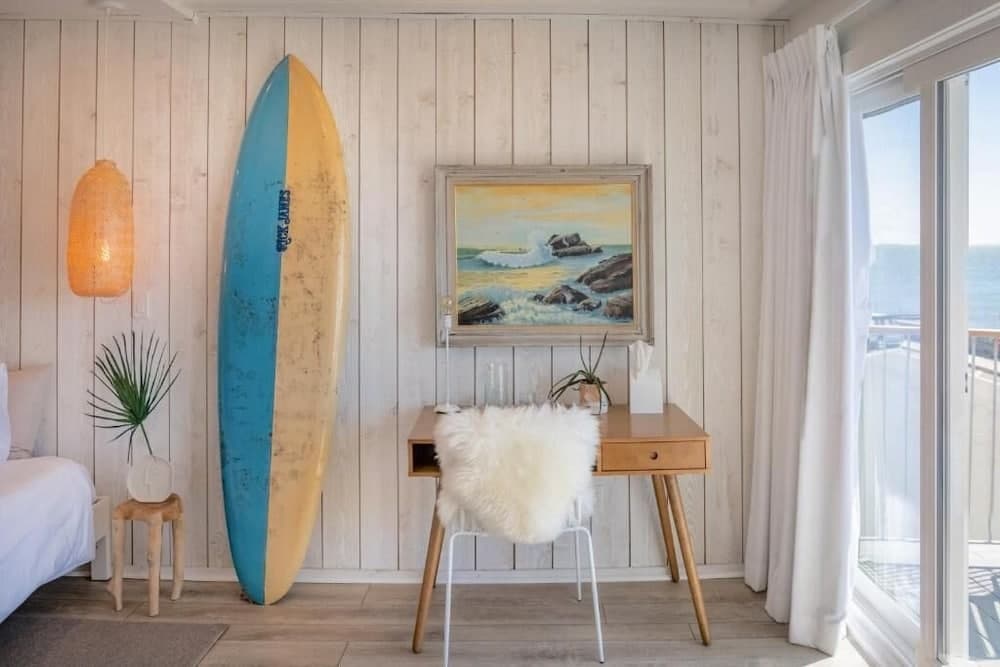 The Surfside Hotel interior in Stratford, CT — gallery photo 2