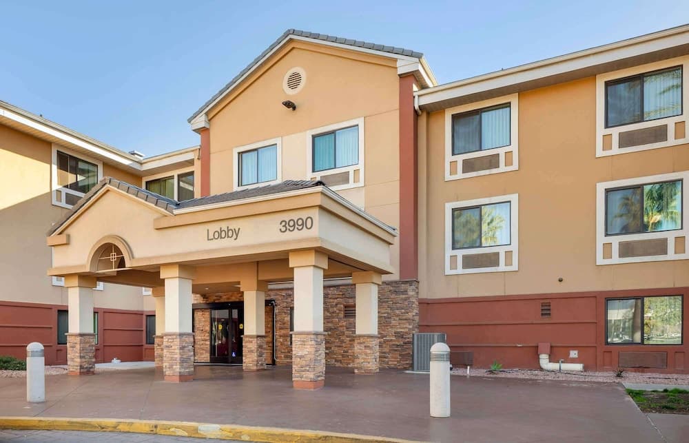 Extended Stay America Suites Los Angeles Ontario Airport featured exterior or lobby in Ontario, CA — similar hotel