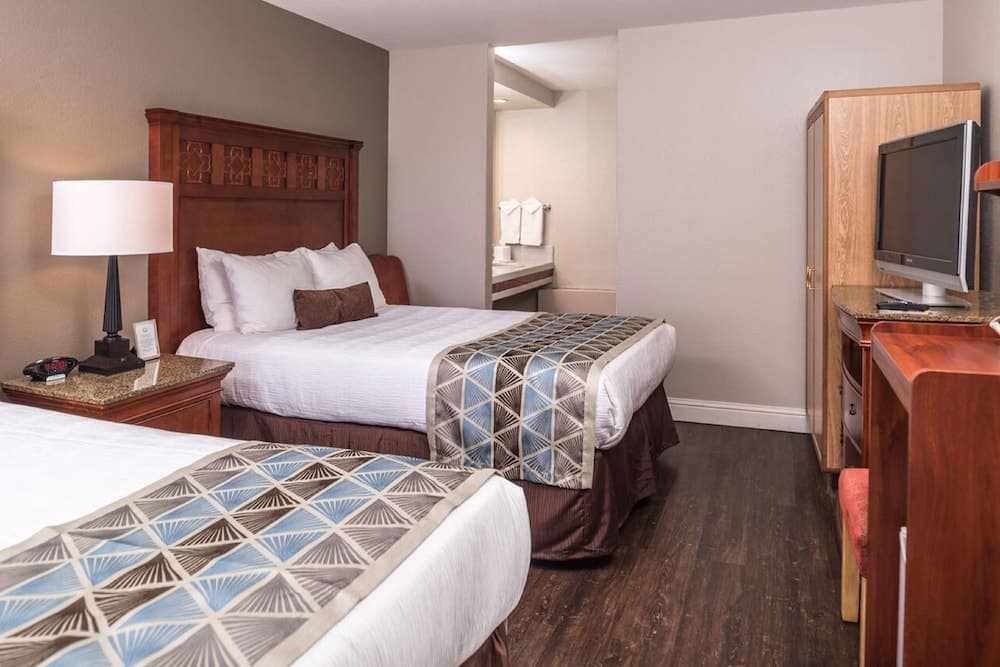 Laurel Inn Motel gallery photo in Salinas, CA — image 8