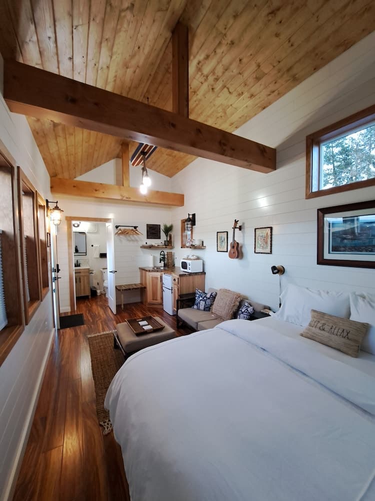 The Boutique Retreat gallery photo in McMinnville, OR — image 57