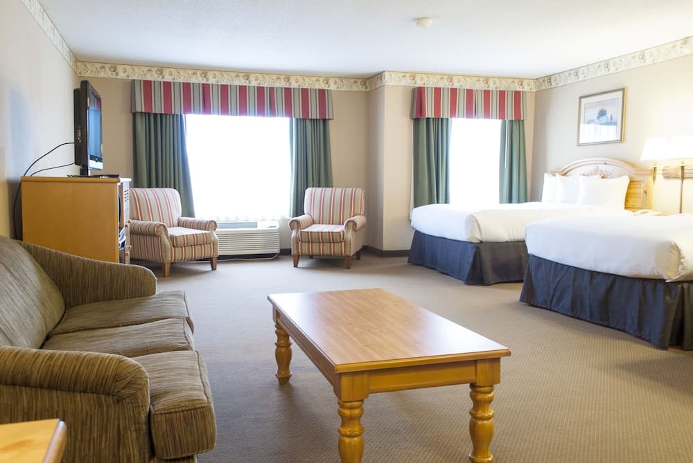 Country Inn & Suites by Radisson, Cedar Falls, IA property views in Cedar Falls, IA — gallery photo 3