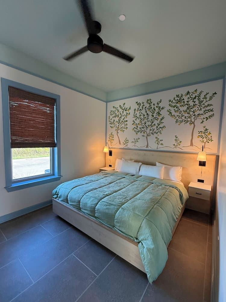 Pass Bungalows — hotel in Diamondhead, Mississippi