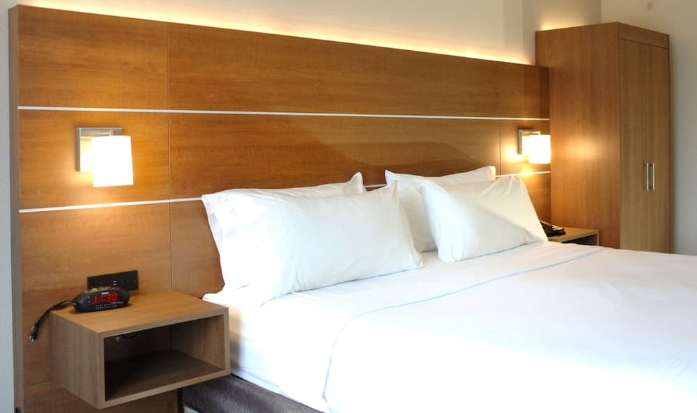 Holiday Inn Express Hotel & Suites Goshen by IHG gallery photo in Goshen, IN — image 21