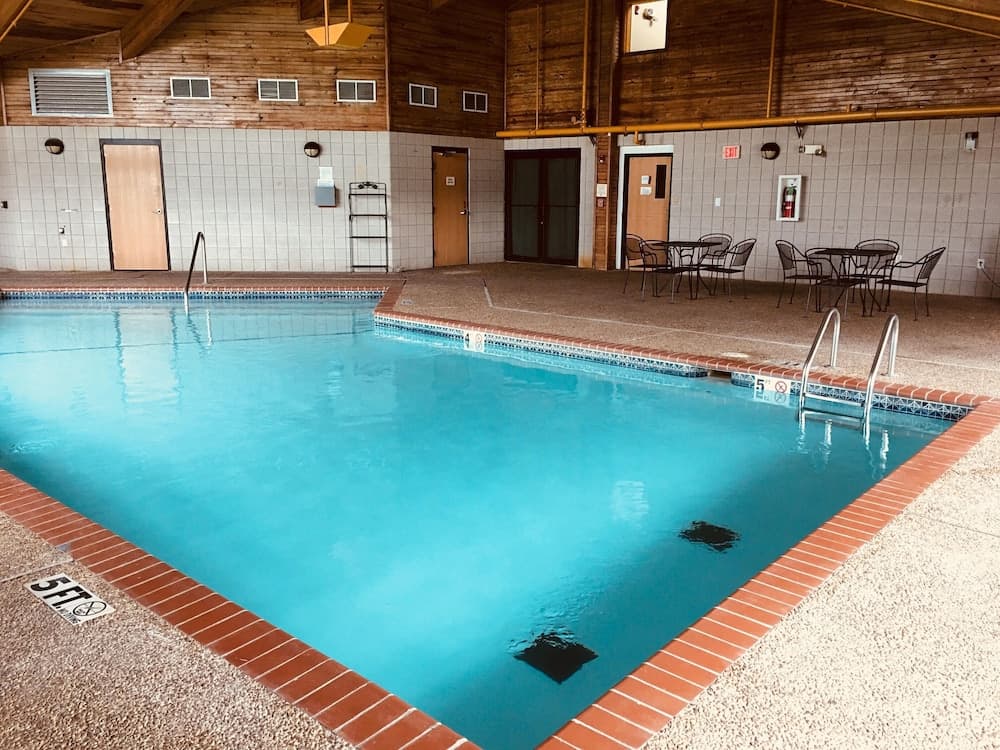 Regency Inn And Suites property views in Stilwell, OK — gallery photo 3