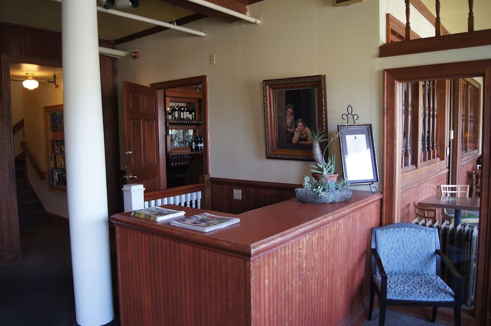 Hotel Halsingland interior in Haines, AK — gallery photo 2