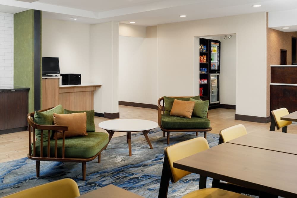 Fairfield Inn Memphis Southaven by Marriott interior in Southaven, MS — gallery photo 2