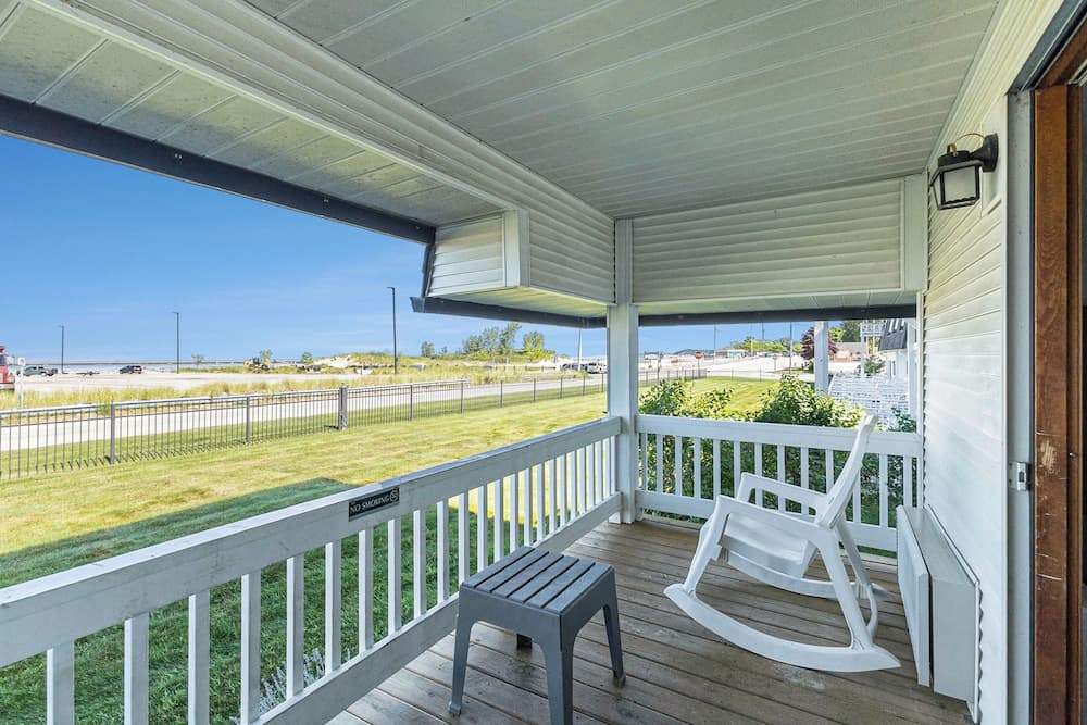 Snyder's Shoreline Inn gallery photo in Ludington, MI — image 35