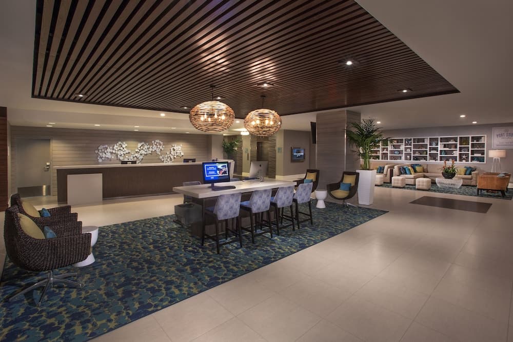 Doubletree Resort by Hilton Hollywood Beach interior in Hollywood, FL — gallery photo 2
