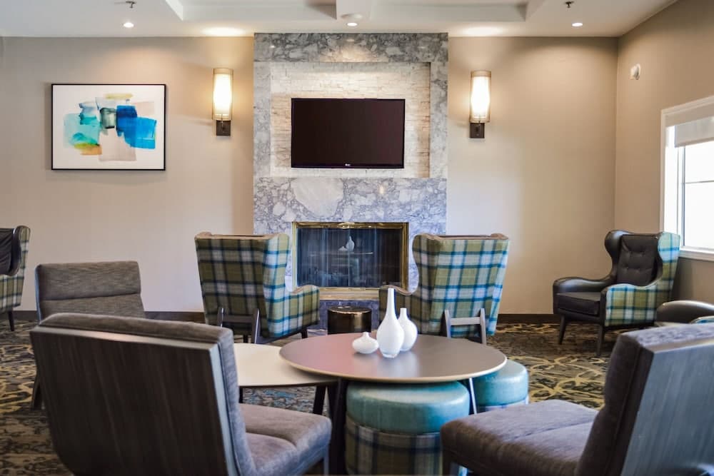 Residence Inn by Marriott La Mirada interior in La Mirada, CA — gallery photo 2
