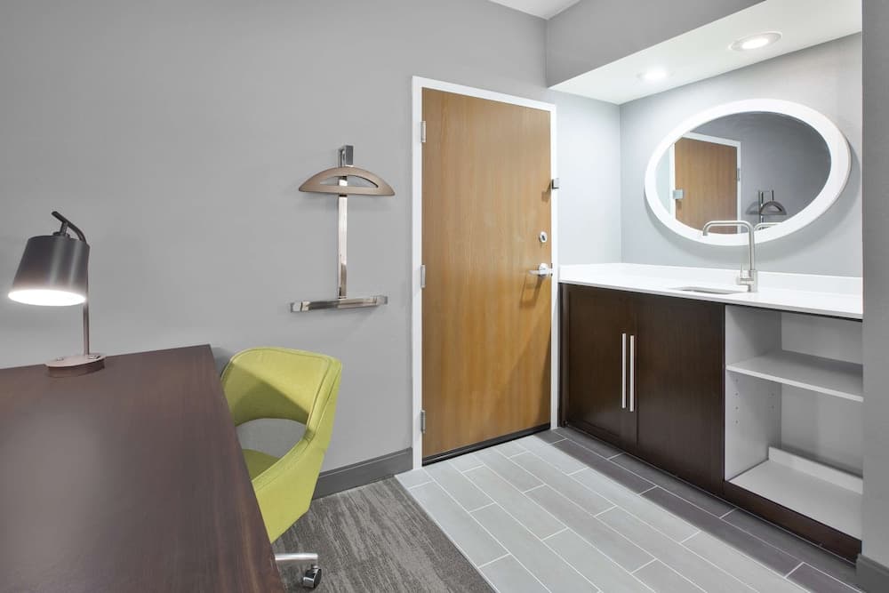 Hampton Inn & Suites Springboro/Dayton Area South gallery photo in Springboro, OH — image 39