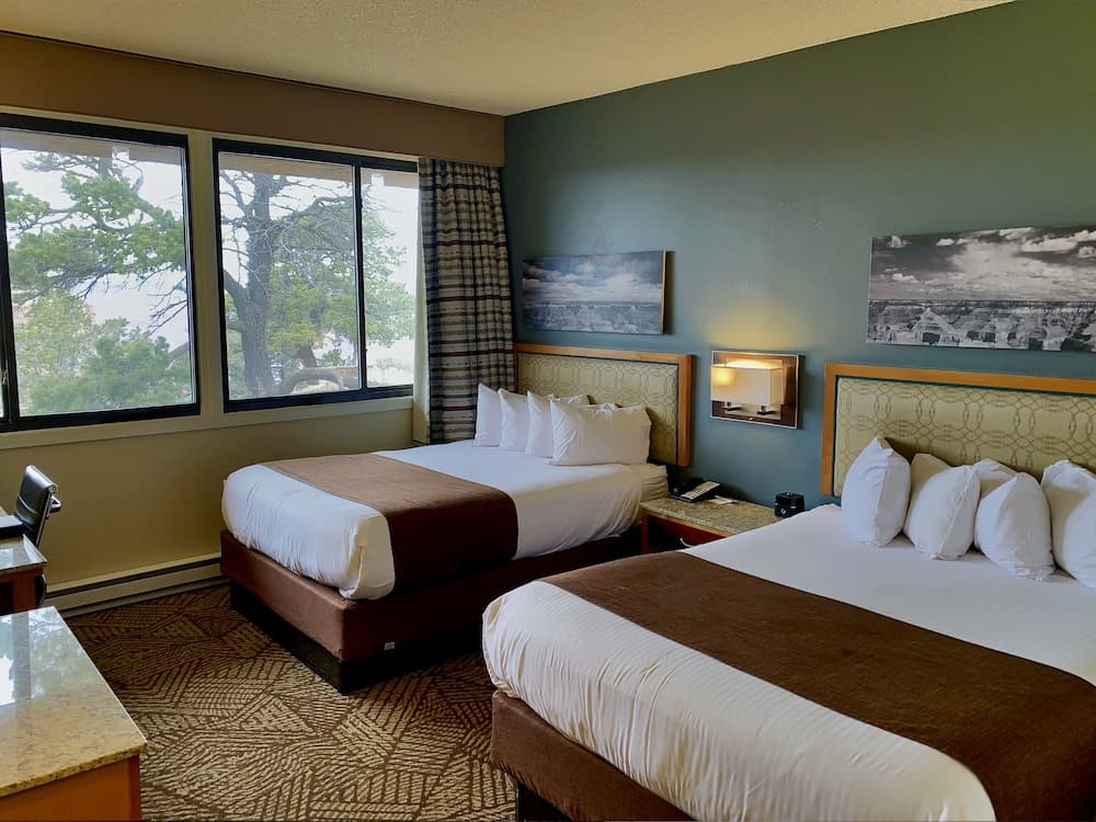 Kachina Lodge - Inside the Park property views in Grand Canyon, AZ — gallery photo 3