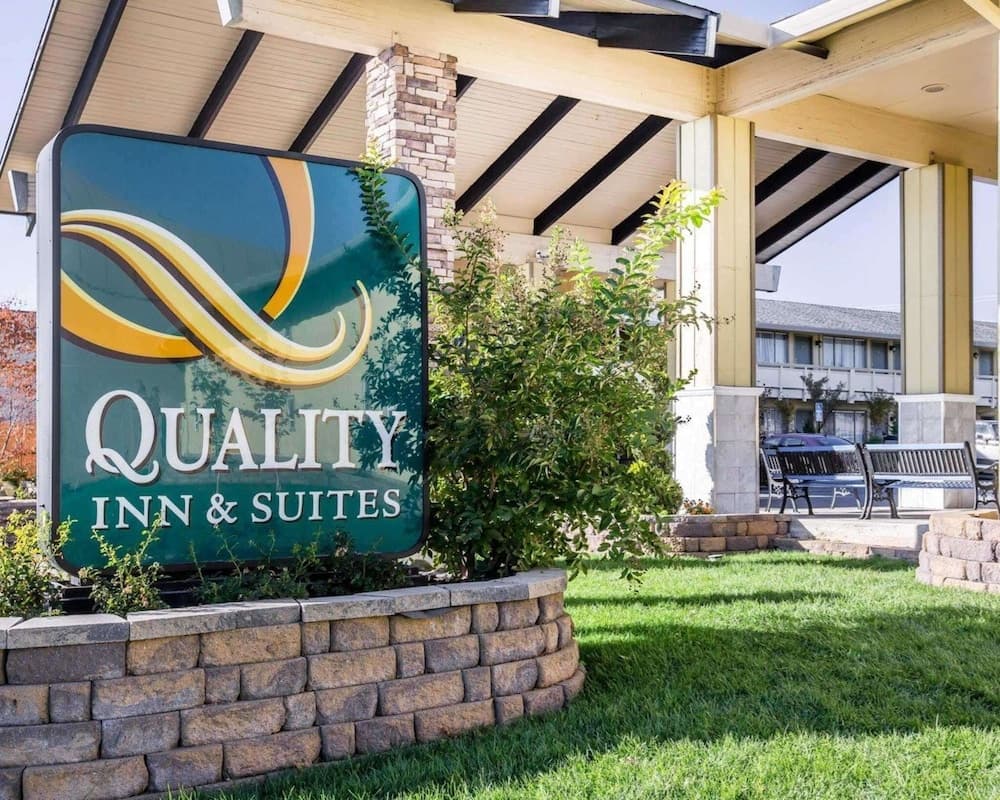 Quality Inn & Suites Cameron Park Shingle Springs featured exterior or lobby in Shingle Springs, CA — similar hotel