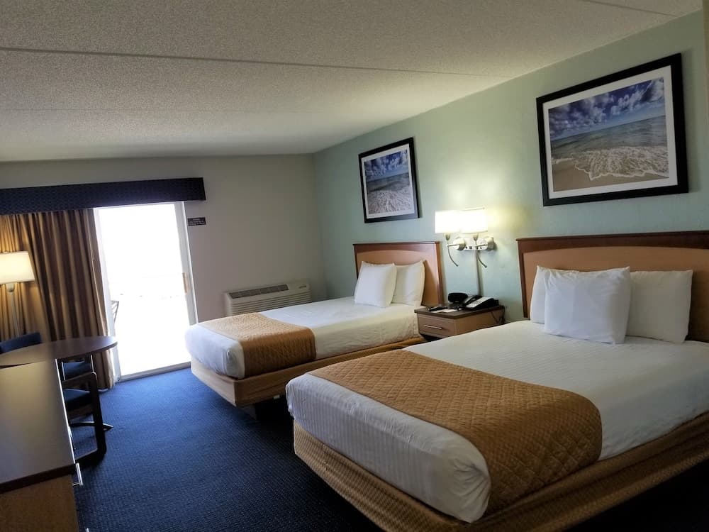 Dunes Waterfront Resort gallery photo in Mears, MI — image 27