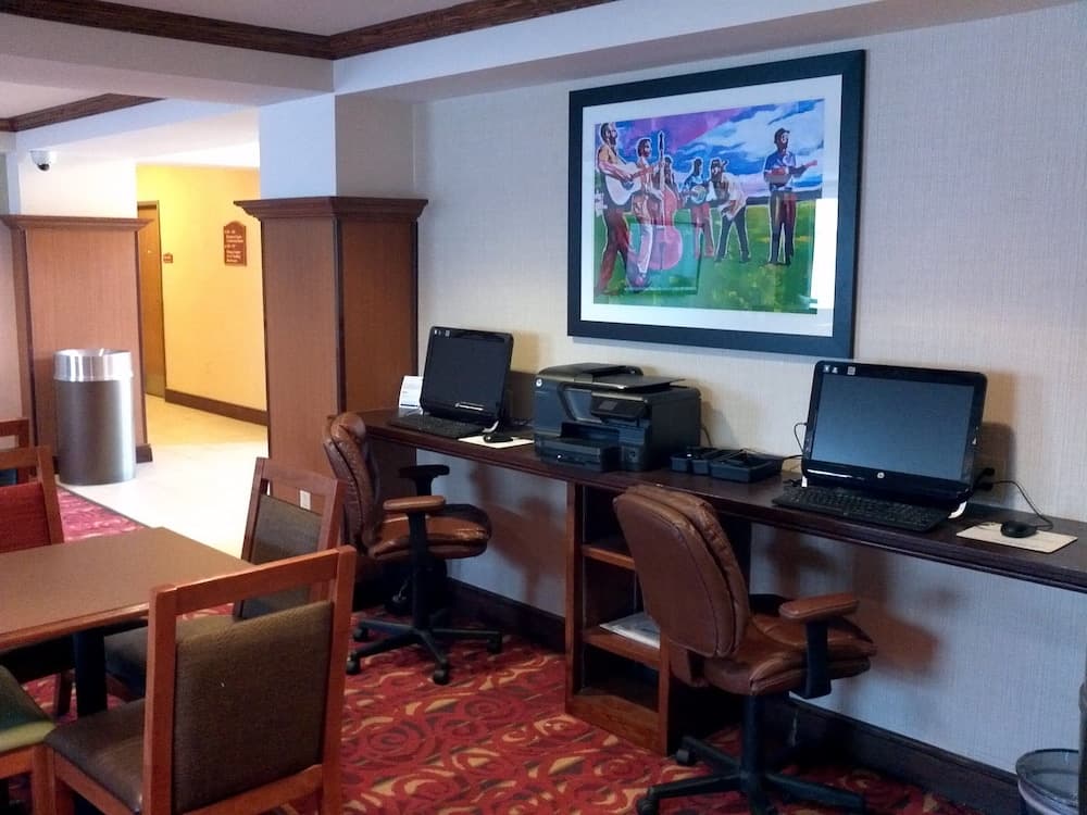 Holiday Inn Express and Suites Greenville by IHG featured exterior or lobby in Greenville, MS — similar hotel
