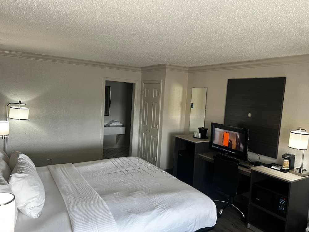 Quality Inn & Suites gallery photo in Metairie, LA — image 9