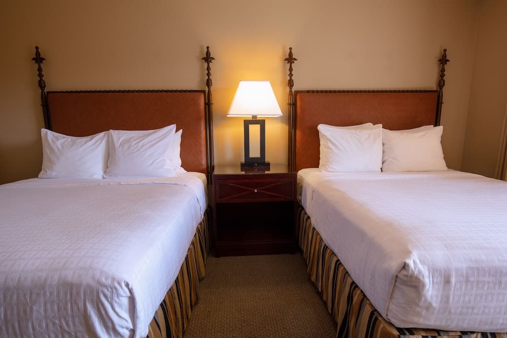 Riverside Inn property views in Grants Pass, OR — gallery photo 3