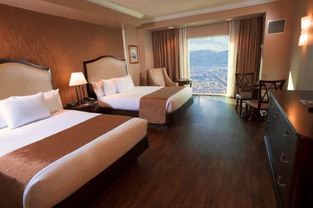 South Point Hotel, Casino, and Spa gallery photo in Las Vegas, NV — image 46