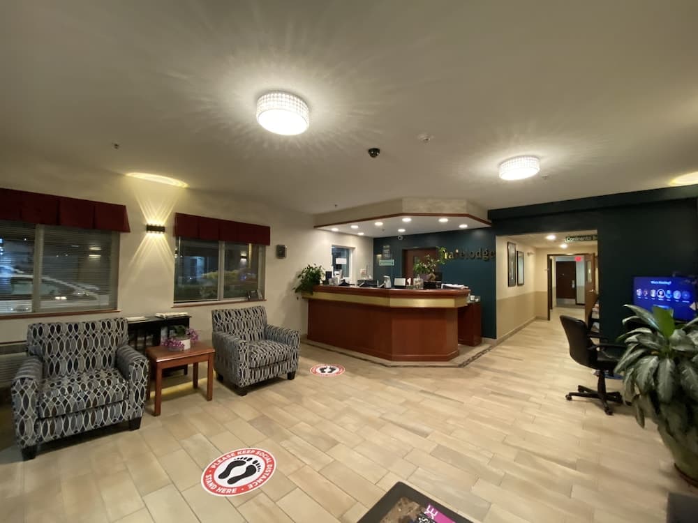 Travelodge Suites by Wyndham Newberg gallery photo in Newberg, OR — image 100