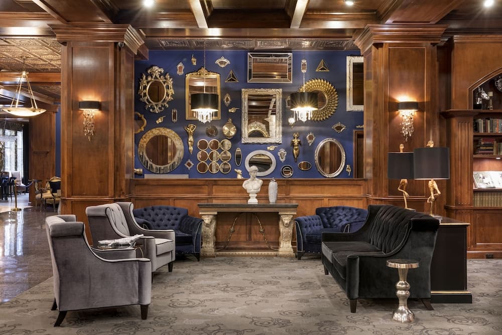 Des Lux Hotel gallery photo in Des Moines, IA — image 75