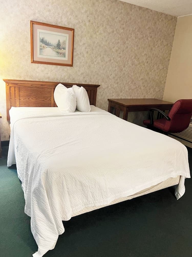 Blue Way Inn & Suites La Crosse gallery photo in La Crosse, WI — image 11