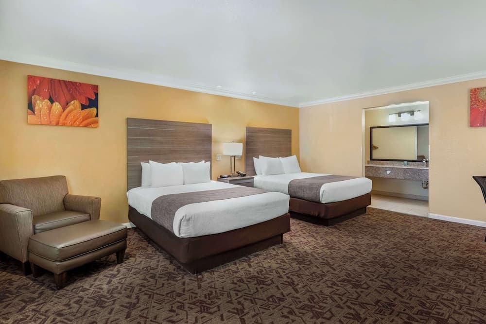 Best Western Hanford Inn gallery photo in Hanford, CA — image 7