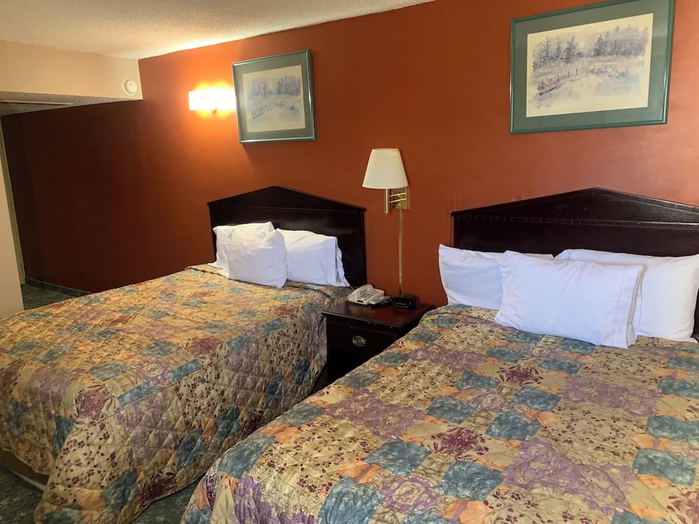 Hotel Jackson property views in Macomb, IL — gallery photo 3