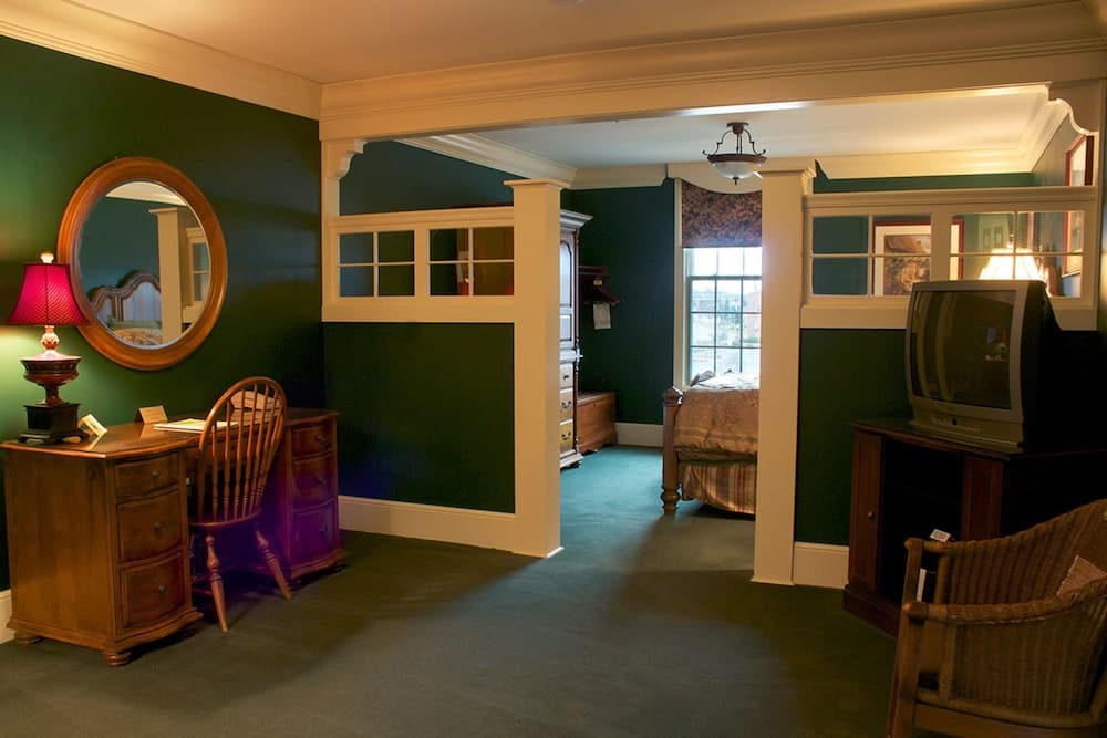 St. Brendan's Inn gallery photo in Green Bay, WI — image 5