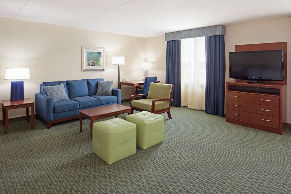 Iris Hotel Cape Cod property views in Falmouth, MA — gallery photo 3