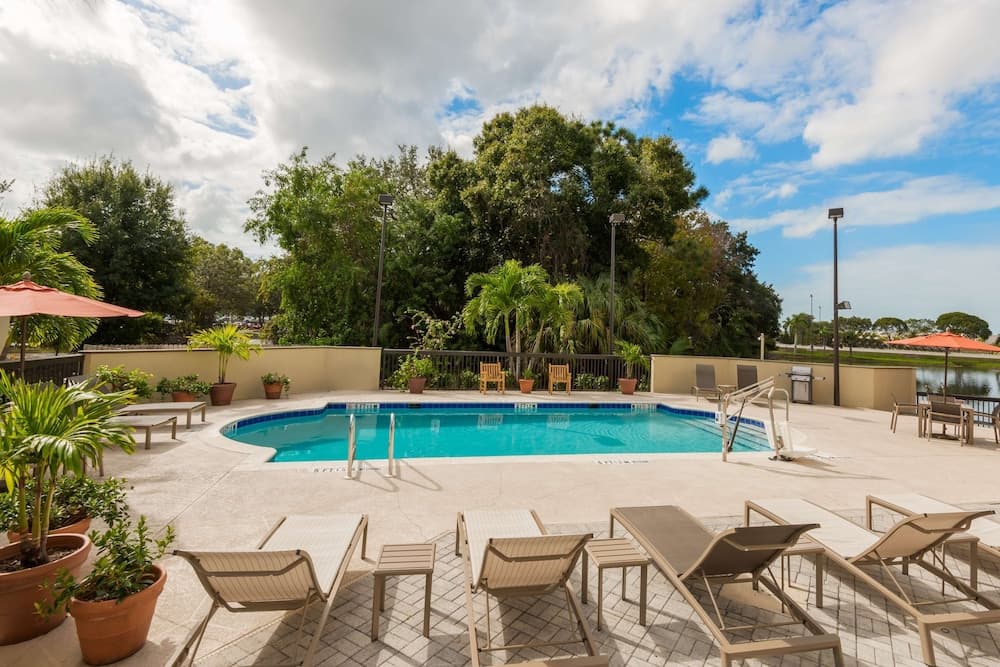 Hampton Inn Bonita Springs/Naples-North gallery photo in Bonita Springs, FL — image 30