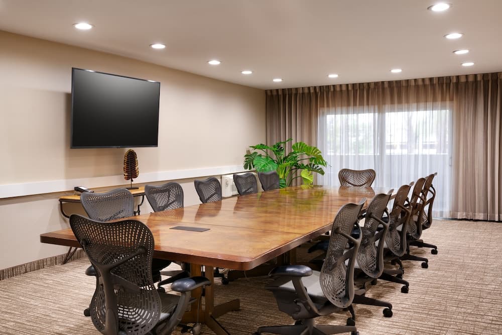 Atrium Hotel at Orange County Airport gallery photo in Irvine, CA — image 44