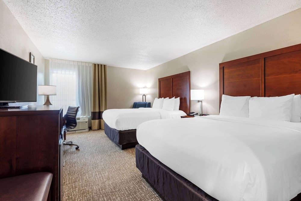 Comfort Inn & Suites Temple - Medical Center interior in Temple, TX — gallery photo 2