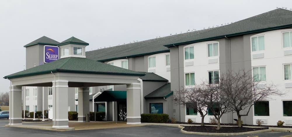 Sleep Inn & Suites Oregon - Toledo gallery photo in Oregon, OH — image 11