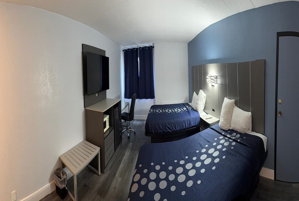 Coratel Inn and Suites La Crosse gallery photo in La Crosse, WI — image 18