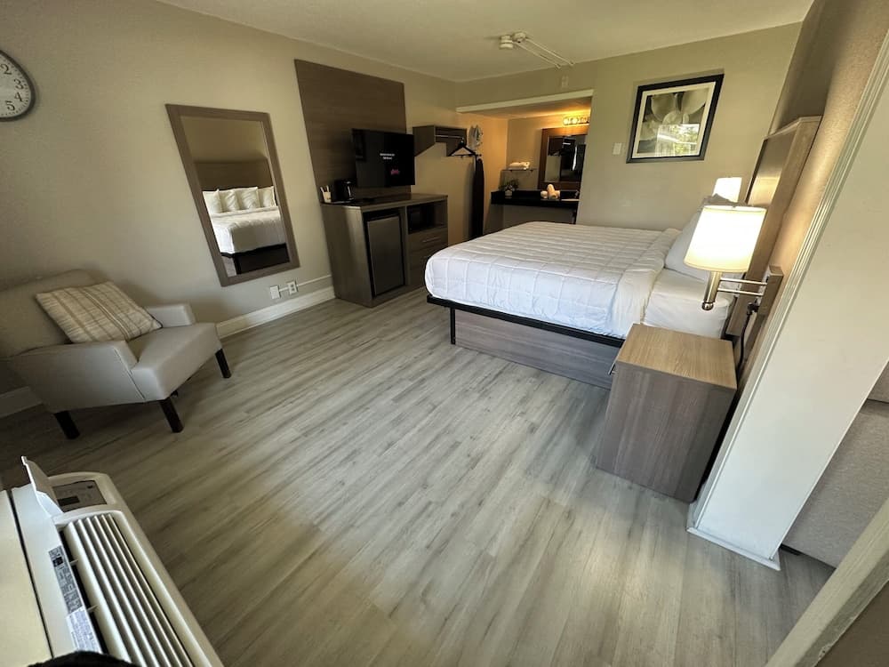 Whaler Inn and Suites gallery photo in New Bedford, MA — image 39