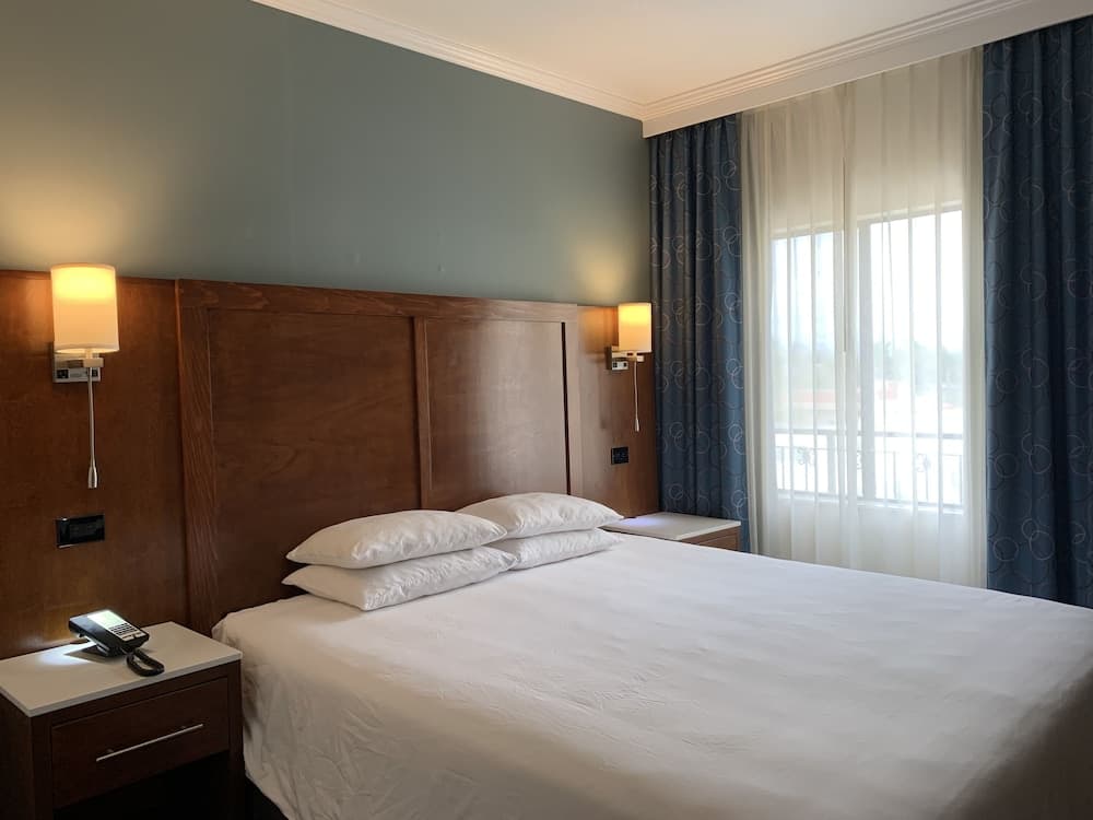 MainStay Suites John Wayne Airport by Choice Hotels gallery photo in Santa Ana, CA — image 24