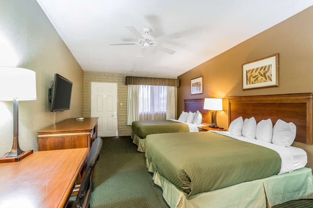 Quality Inn Washington - St. George North interior in Washington, UT — gallery photo 2