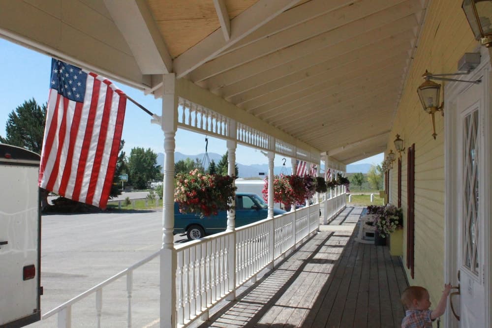 Four Jacks Hotel and Casino property views in Jackpot, NV — gallery photo 3