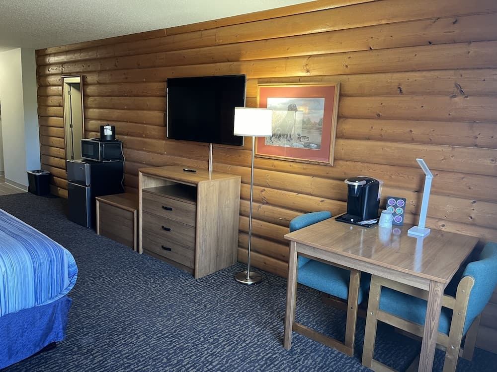 Days Inn & Suites by Wyndham Williamsburg IA North property views in Williamsburg, IA — gallery photo 3