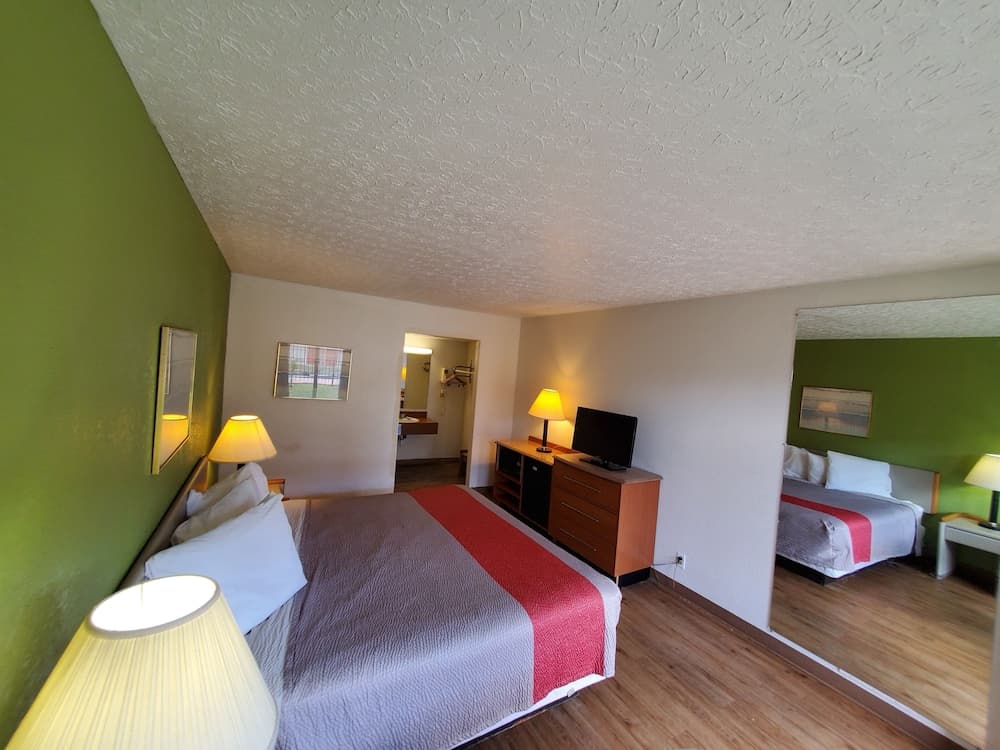 Knights Stay Inn Frankfort interior in Frankfort, KY — gallery photo 2