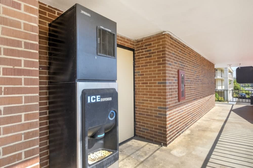 OYO Hotel Cleveland, TN property views in Cleveland, TN — gallery photo 3