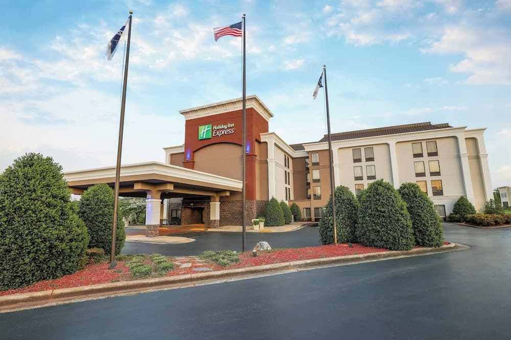 Holiday Inn Express Burlington by IHG gallery photo in Burlington, NC — image 7