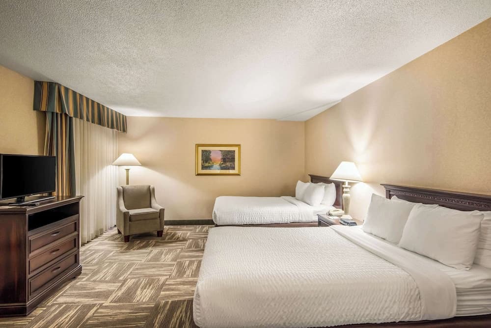 Clarion Inn Grand Junction gallery photo in Grand Junction, CO — image 5