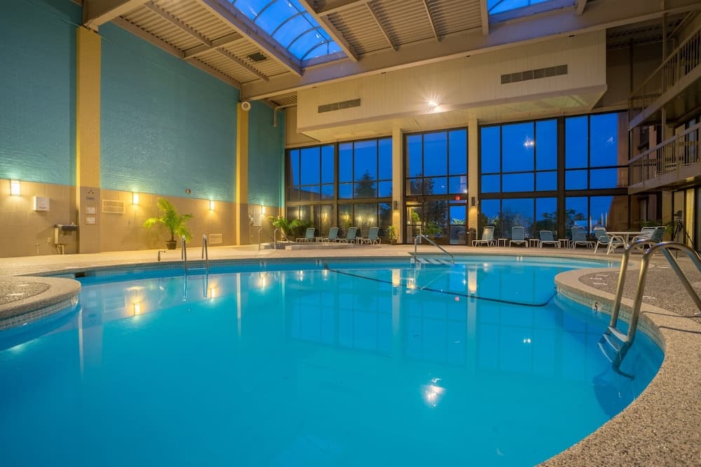 Holiday Inn Harrisburg - Hershey Area, I-81 by IHG gallery photo in Grantville, PA — image 35